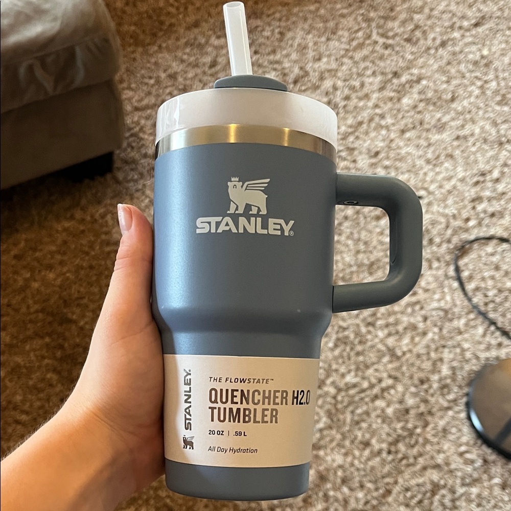 Stanley Slate Blue Quencher H2.0 Tumbler indigo